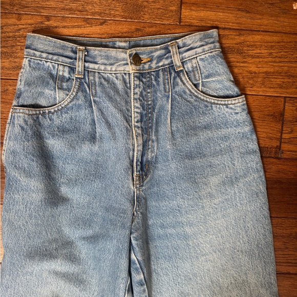 Vintage High Waist Denim Jeans - Picture 5 of 15